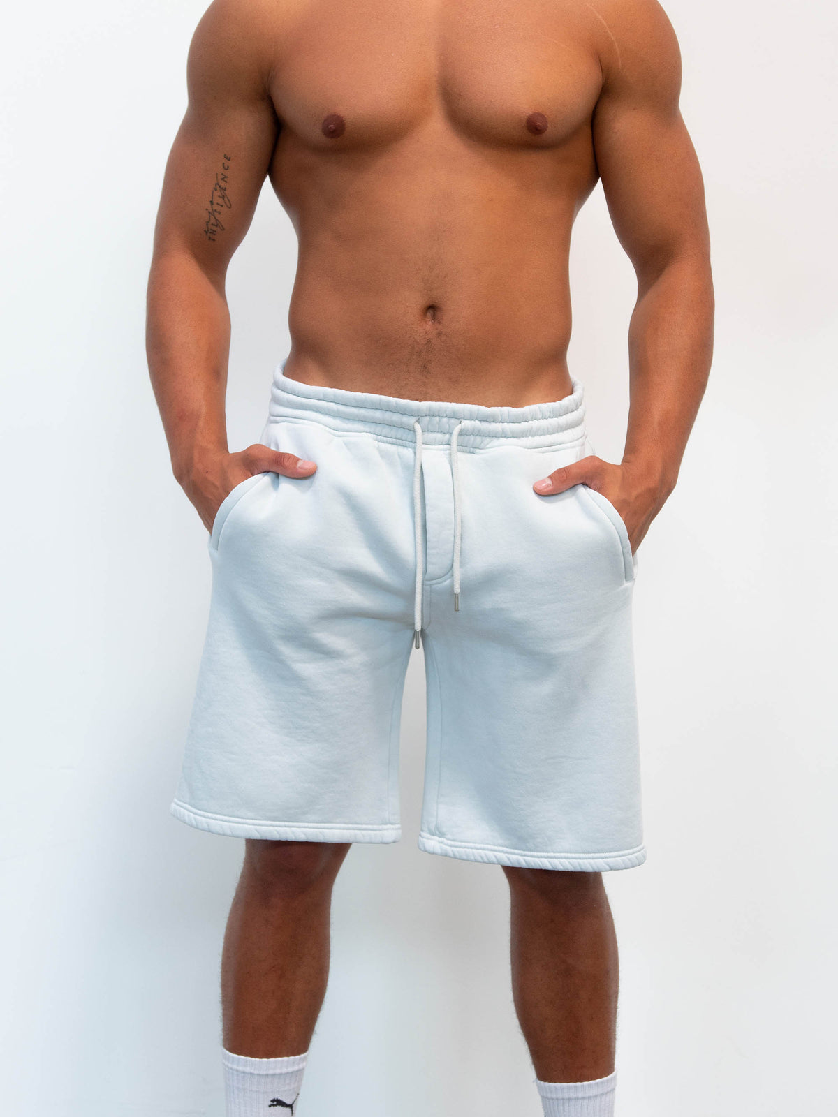 BLANK SHORTS WASHED BLUE BLUSH