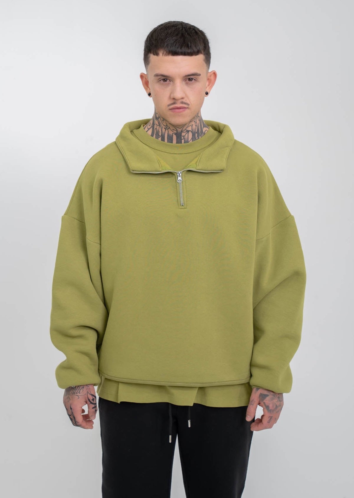 BLANK HALFZIP WASHED CARDAMOM SEED